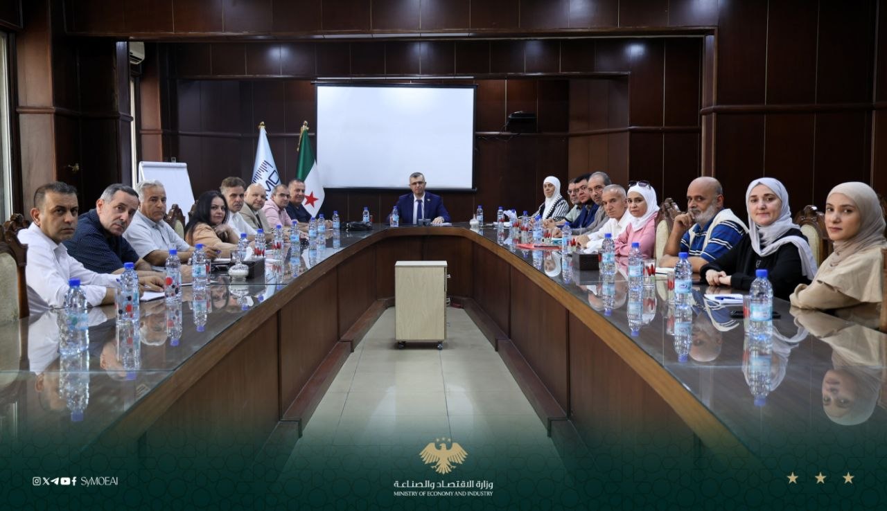 اجتماع اللجنة الدائمة للقياس لبحث تنظيم الأوزان والأحجام وترخيص المخابر.